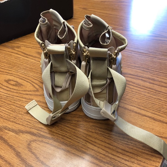 SF AF 1 Mid - Picture 4 of 5